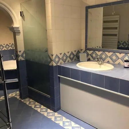 Villa Loucisa Piscine Vue 8 Chambres 25 Personnes
